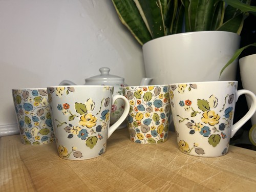 Cath kidston mugs set - of, |
