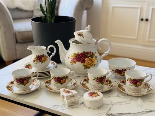 Elegant early 1900s style - elegant,