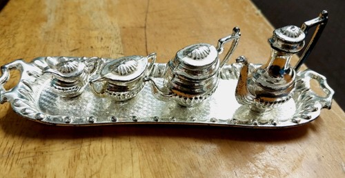 Vintage miniature queen anne - vintage,