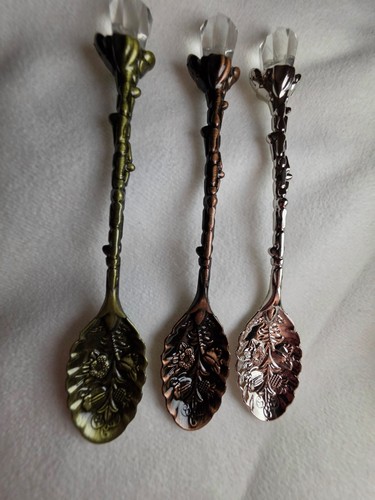 Vintage style carved mini - vintage,