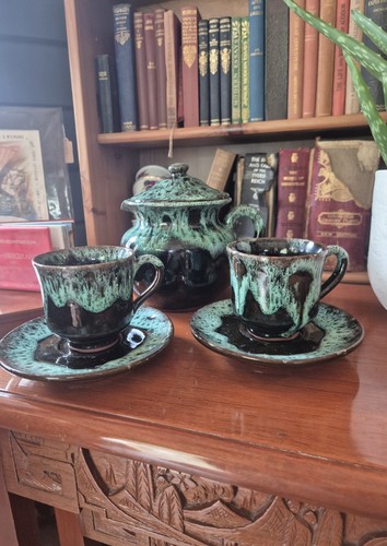 Vintage studio pottery style - vintage, pottery-style